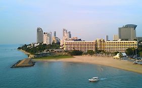 Dusit Thani Pattaya Hotel